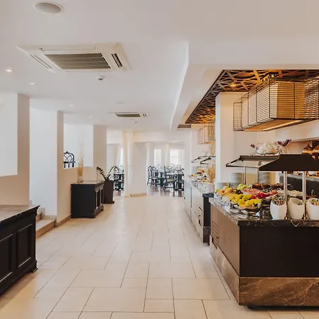 호텔 Arkin Palm 5*