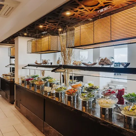 Hotel Arkin Palm 5*